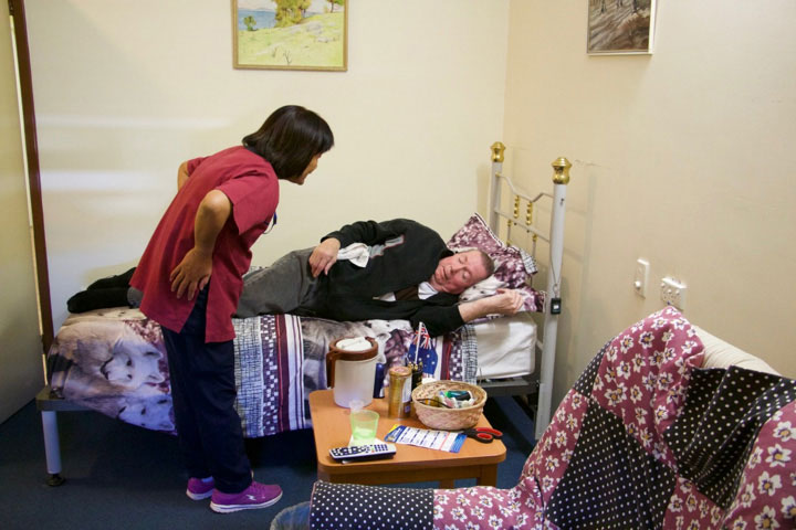 Jamie talking to Ron